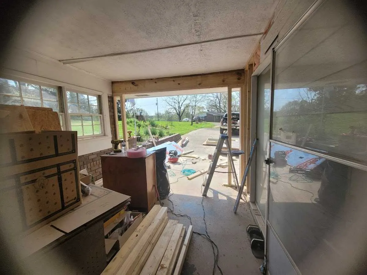 Air movers and dehumidifier for Water Mitigation Services in Baker City